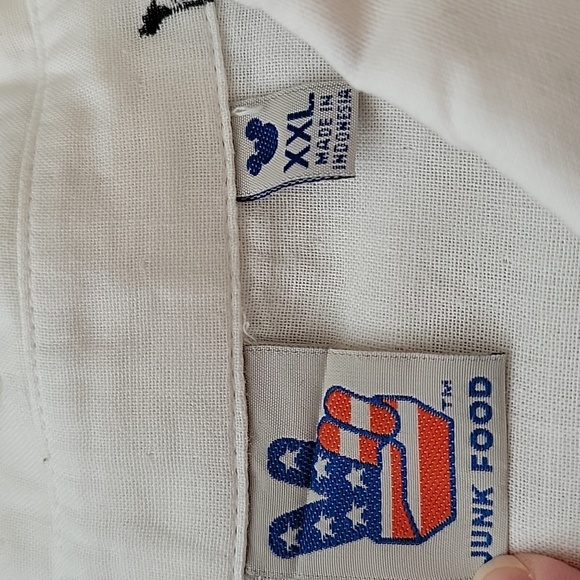 Junk Food Mickey Mouse Hawaiian Shirt XXL White Black Short Sleeve - Picture 4 of 5